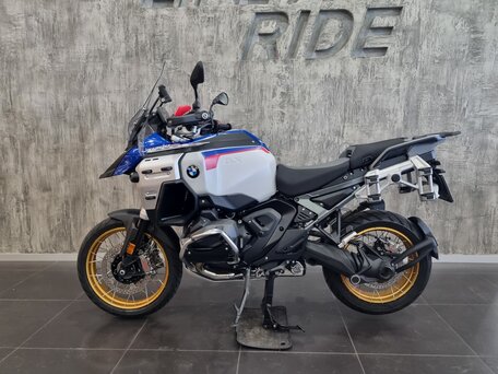 2025 BMW R 1300 GS Adventure, синий, 3150000 рублей, вид 2