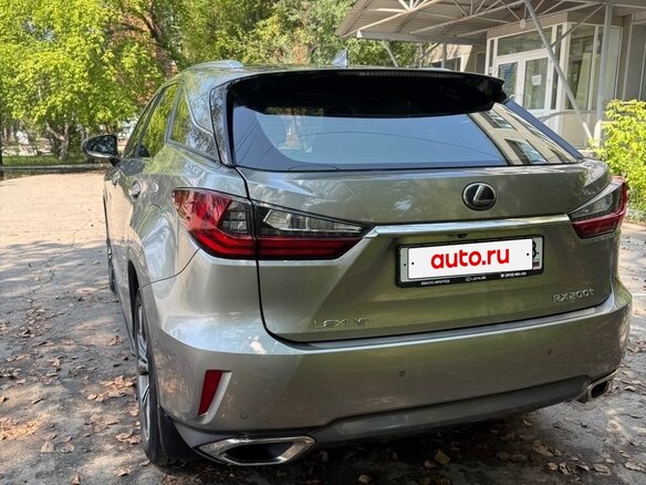 2017 Lexus RX 300 IV, серый, 3600000 рублей - вид 2