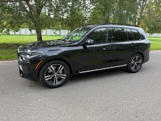 2025 BMW X7 40i I (G07) Рестайлинг, чёрный, 11650000 рублей, вид 3