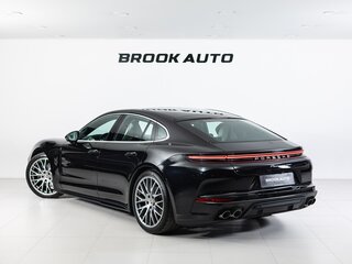 2026 Porsche Panamera 4 III, чёрный, 21990000 рублей, вид 4