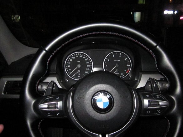 2006 BMW 3 серии 320i V (E90/E91/E92/E93), чёрный, 1100000 рублей - вид 10