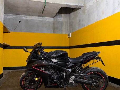 2024 Honda CB 650R, чёрный, 900000 рублей, вид 3