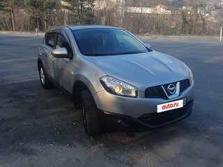 2010 Nissan Qashqai I Рестайлинг, серебристый, 1200000 рублей, вид 1