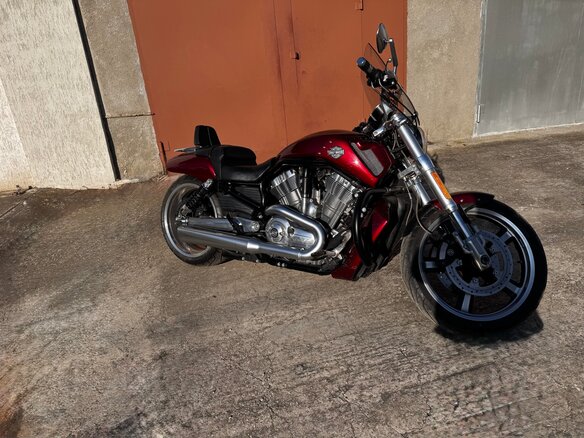 2009 Harley-Davidson V-Rod Muscle, красный, 1450000 рублей - вид 5