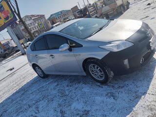 2013 Toyota Prius III Рестайлинг (XW30), серый, 1050000 рублей, вид 1