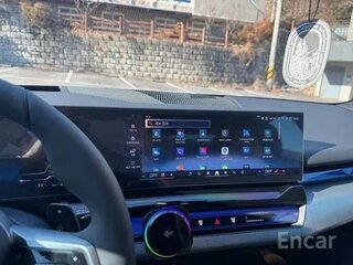 2025 BMW 5 серии 520i VIII (G60/G61/G68), синий, 6999750 рублей, вид 5
