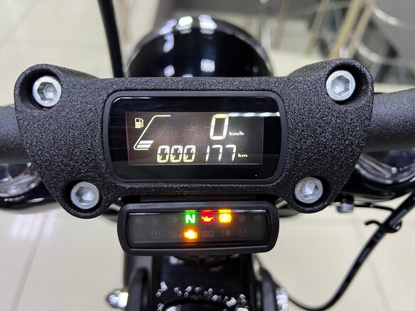 2024 Harley-Davidson Street Bob, серый - вид 3