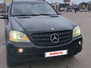 2005 Mercedes-Benz M-Класс 350 II (W164), чёрный, 1280000 рублей, вид 5