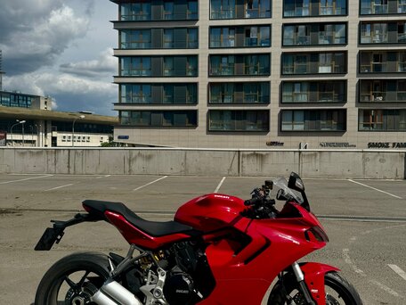 2021 Ducati Supersport, красный, 1100000 рублей, вид 1