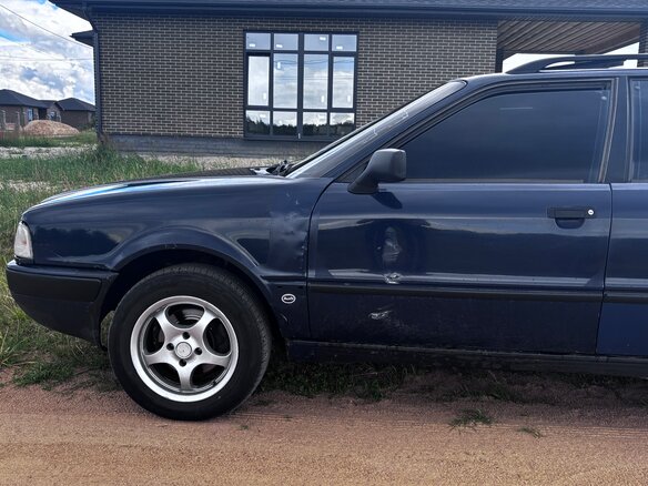 1992 Audi 80 V (B4), синий, 260000 рублей - вид 5