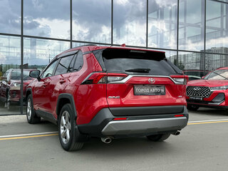 2021 Toyota RAV4 V (XA50), красный, 3130000 рублей, вид 5