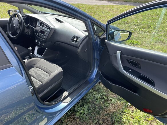2013 Kia Ceed II, синий, 870000 рублей - вид 17