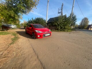 2013 Kia Cerato Koup III, красный, 1100000 рублей, вид 4