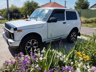 2018 Lada (ВАЗ) 2121 (4x4) I Рестайлинг, белый, 600000 рублей, вид 1