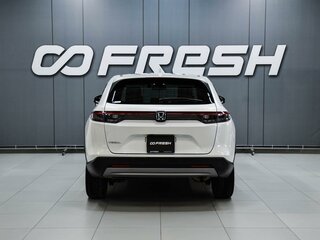 2021 Honda Vezel II, белый, 2559000 рублей, вид 4