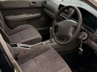 1997 Toyota Corolla VIII (E110) Рестайлинг, белый, 270000 рублей, вид 2