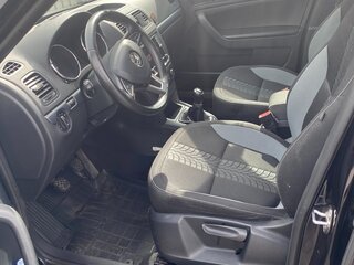 2018 Skoda Yeti I Рестайлинг, чёрный, 1700000 рублей, вид 5