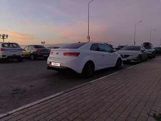 2010 Kia Cerato Koup II, белый, 450000 рублей, вид 5