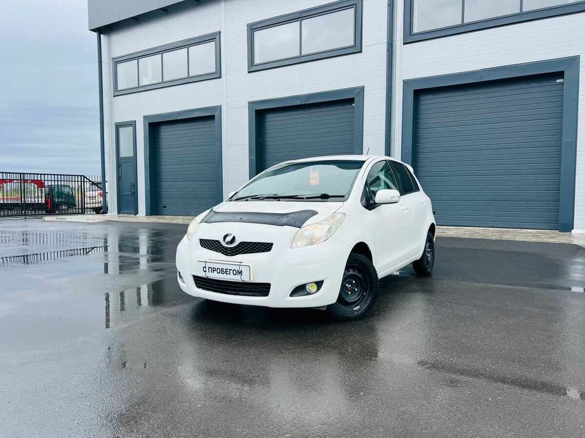 Открыть фотографии: Toyota Vitz II (XP90)