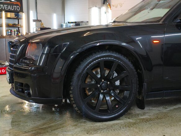 2004 Chrysler 300C I, чёрный, 2500000 рублей - вид 21