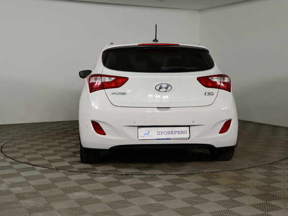 2012 Hyundai i30 II, белый - вид 5