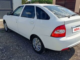 2009 Lada (ВАЗ) Priora I, белый, 355000 рублей, вид 3