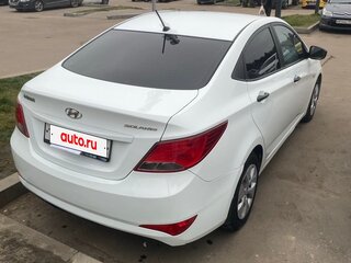 2014 Hyundai Solaris I Рестайлинг, белый, 750000 рублей, вид 4