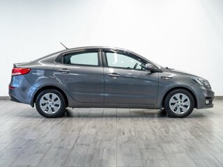 2015 Kia Rio 6-speed III, серый, 929000 рублей, вид 5
