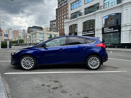 2015 Ford Focus III Рестайлинг, синий, 1290000 рублей, вид 5