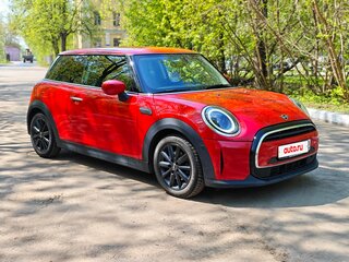 2021 Mini Hatch One III (F55/F56) Рестайлинг 2, красный, 1990000 рублей, вид 4