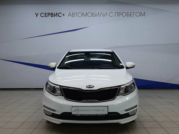 2017 Kia Rio III Рестайлинг, белый, 970000 рублей - вид 5