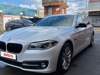 2016 BMW 5 серии 520d VI (F10/F11/F07) Рестайлинг, белый, 2480000 рублей, вид 3