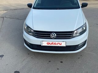 2016 Volkswagen Polo V Рестайлинг, белый, 860000 рублей, вид 2