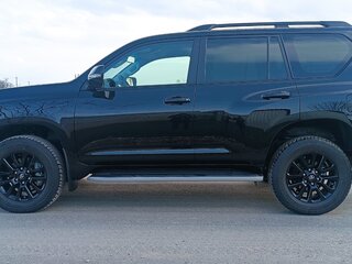 2020 Toyota Land Cruiser Prado 150 Series Рестайлинг 3, чёрный, 6500000 рублей, вид 3