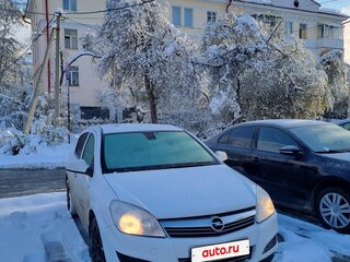 2012 Opel Astra H Рестайлинг, белый, 515000 рублей, вид 2
