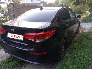 2015 Kia Rio III Рестайлинг, чёрный, 950000 рублей, вид 4