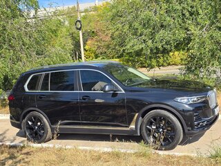 2020 BMW X7 30d I (G07), чёрный, 7450000 рублей, вид 4