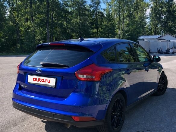 2018 Ford Focus III Рестайлинг, синий, 1200000 рублей - вид 2