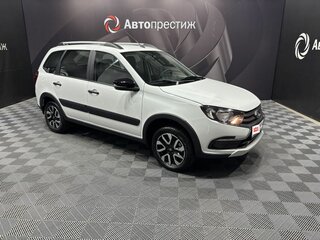 2026 Lada (ВАЗ) Granta Cross I Рестайлинг, белый, 1226000 рублей, вид 2