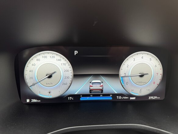 2022 Hyundai Santa Fe IV Рестайлинг, чёрный, 4100000 рублей - вид 4