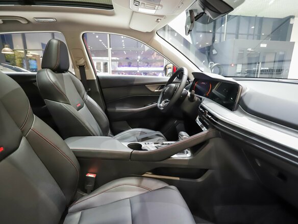 2025 Changan CS35 Plus I Рестайлинг, красный - вид 20