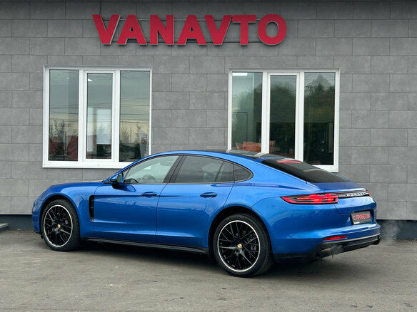 2018 Porsche Panamera 4 II, синий, 5980000 рублей - вид 7