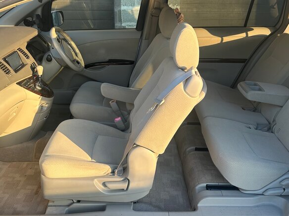 2013 Toyota ISis I Рестайлинг, серебристый, 1259000 рублей - вид 14