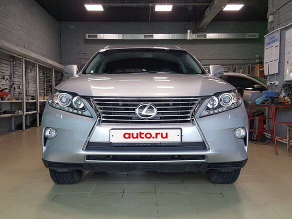 2013 Lexus RX 270 III Рестайлинг, серебристый, 2649000 рублей - вид 8