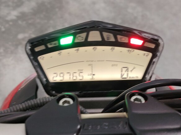 2011 Ducati Streetfighter, красный, 549000 рублей - вид 8