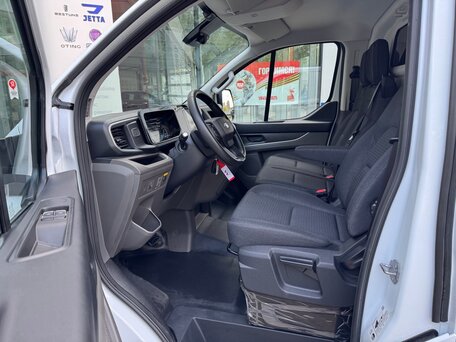 2026 Ford Transit Custom, белый, 5350000 рублей, вид 3