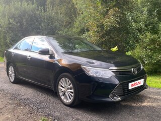 2014 Toyota Camry VII (XV50) Рестайлинг, чёрный, 1800000 рублей, вид 3