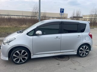 2006 Toyota Ractis I, серебристый, 549999 рублей, вид 5
