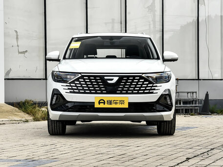 2026 Jetta VS7 I Рестайлинг 2, белый, 2050000 рублей, вид 2