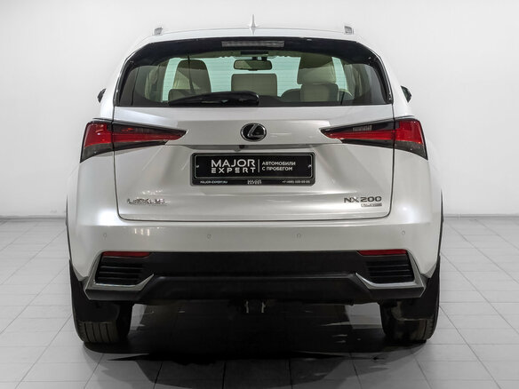 2021 Lexus NX 200 I Рестайлинг, белый, 3550000 рублей - вид 5